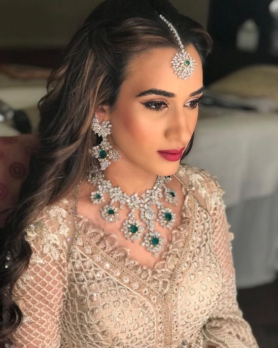 Bridal Bling: Forever Bride, A Guide To Selecting The Perfect Wedding Ring And Neckpiece